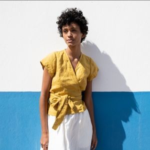 Notperfectlinen Madrid Wrap Top in Black